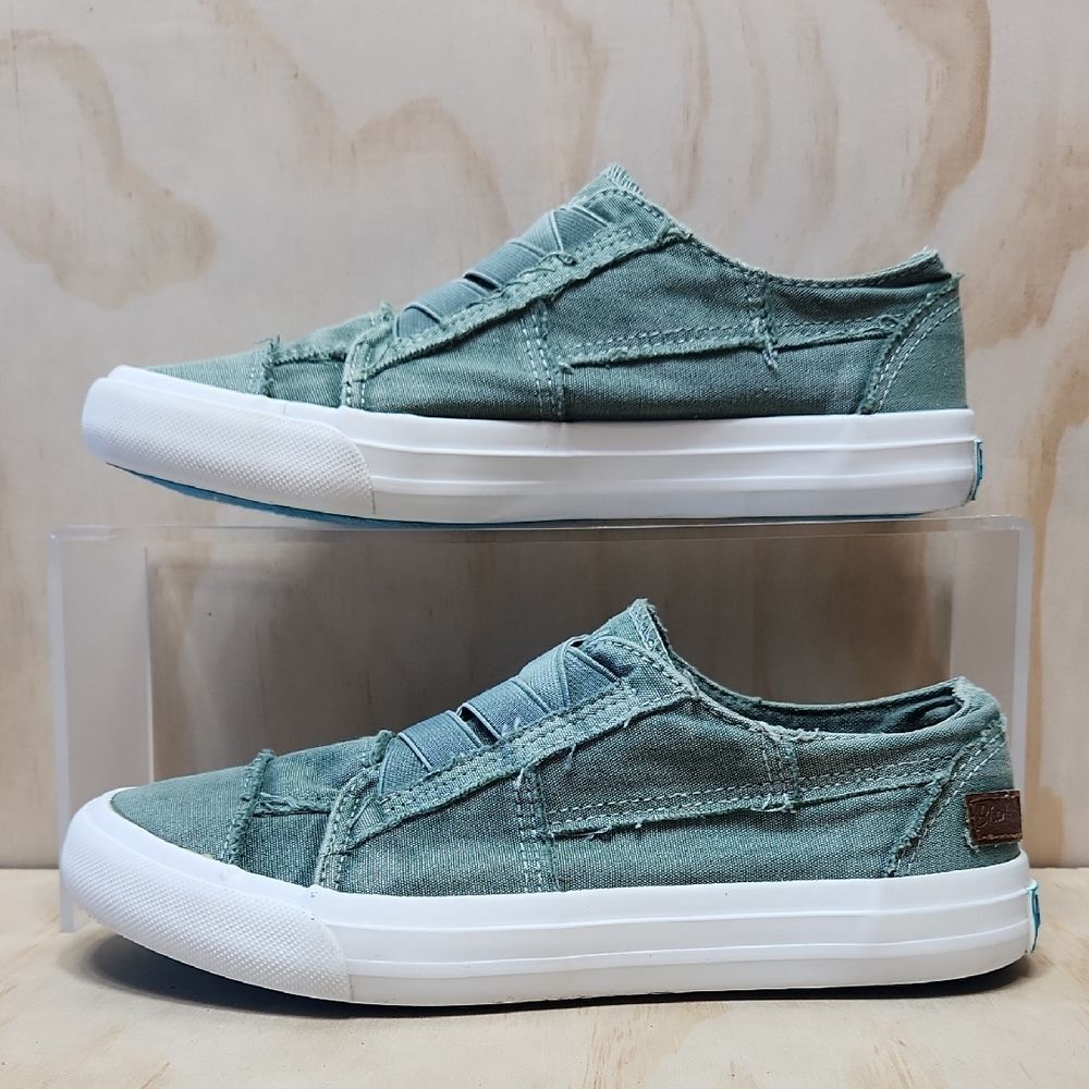 Blowfish Malibu Women's 7.5 Casual Green Canvas Sneakers Walking